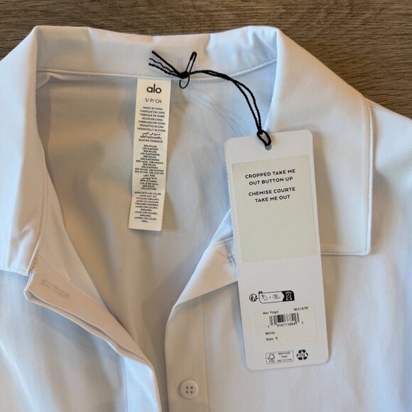 NWT Alo Cropped Take Me Out Button Up — White — Size Small - Picture 4 of 5